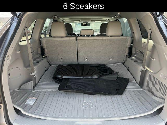 used 2018 Toyota Highlander car, priced at $27,298