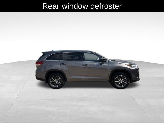 used 2018 Toyota Highlander car, priced at $27,298