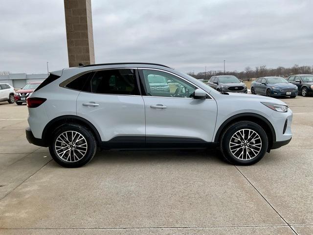 new 2025 Ford Escape car, priced at $39,557