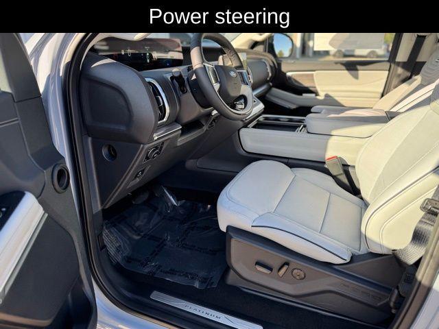 new 2025 Ford Expedition car, priced at $90,940