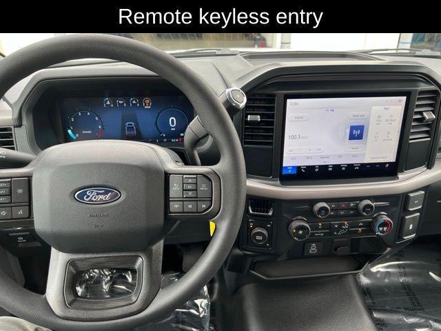 new 2025 Ford F-150 car, priced at $43,013