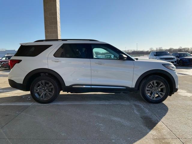 new 2025 Ford Explorer car, priced at $45,606