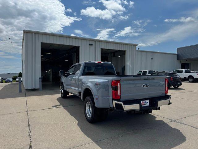 new 2025 Ford F-350 car, priced at $92,125