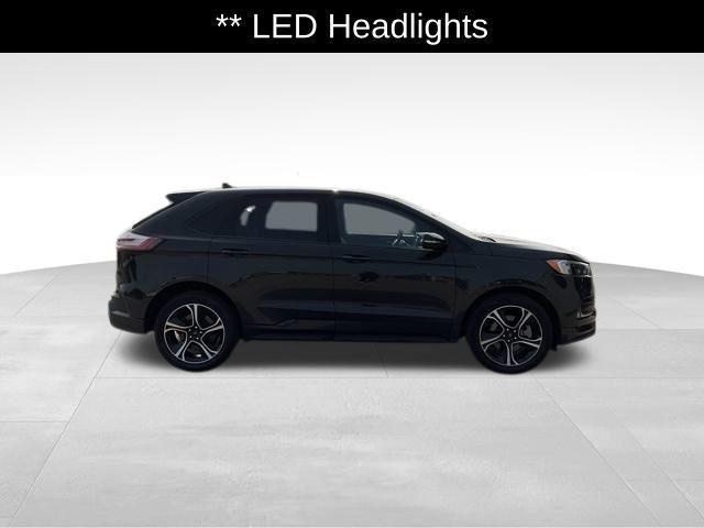 used 2024 Ford Edge car, priced at $41,998