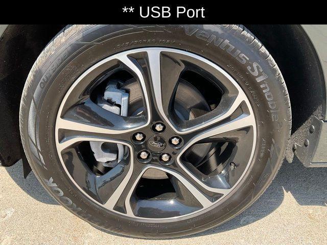 used 2024 Ford Edge car, priced at $41,998