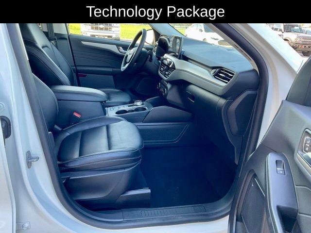 used 2022 Ford Escape car, priced at $27,998
