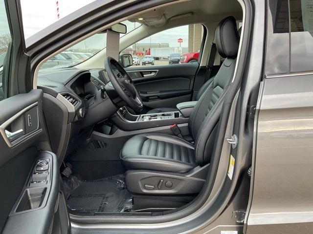 used 2022 Ford Edge car, priced at $30,998