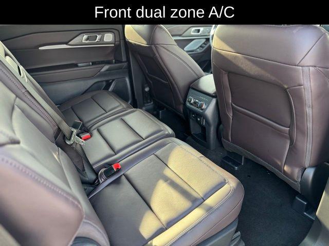 new 2025 Ford Explorer car