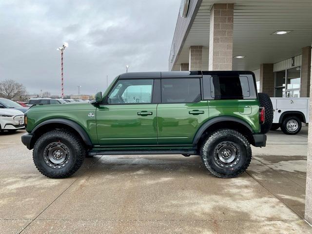 new 2024 Ford Bronco car, priced at $55,432