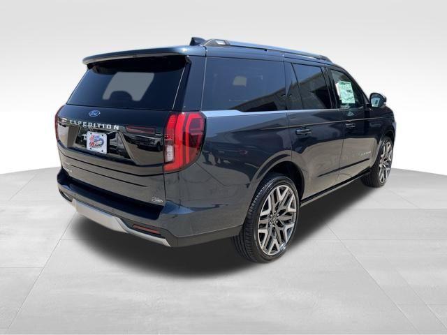 new 2025 Ford Expedition car, priced at $90,150