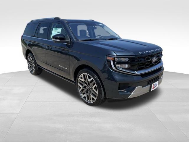 new 2025 Ford Expedition car, priced at $90,150