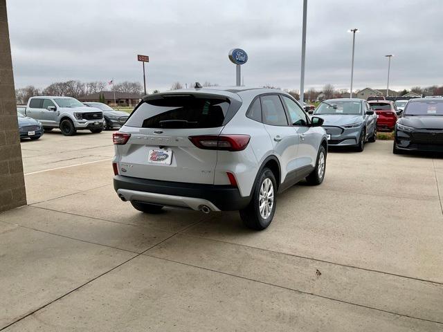 new 2025 Ford Escape car, priced at $30,648