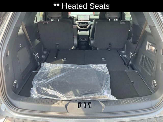 new 2025 Ford Explorer car