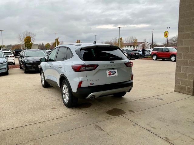 new 2025 Ford Escape car, priced at $31,034