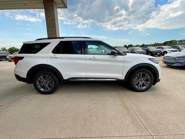 new 2025 Ford Explorer car, priced at $50,795