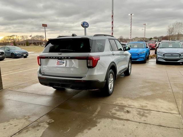 new 2025 Ford Explorer car, priced at $40,843