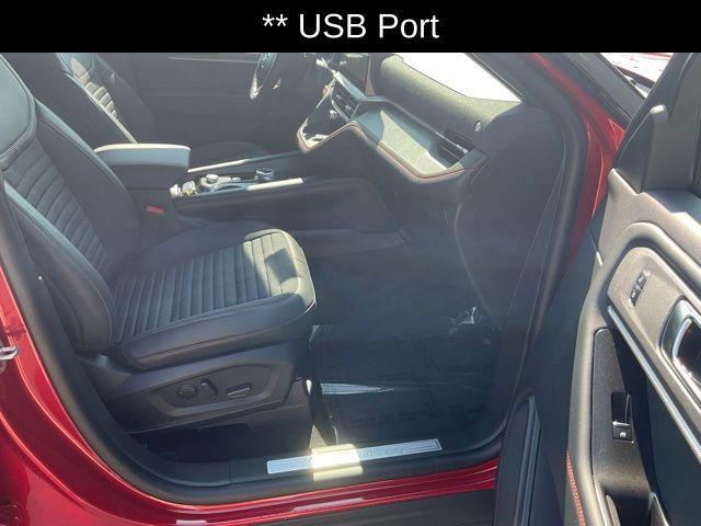new 2025 Ford Explorer car, priced at $51,232