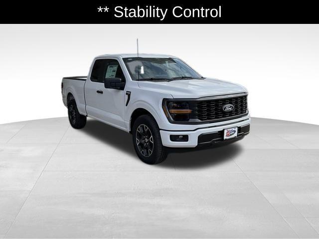 new 2025 Ford F-150 car, priced at $45,594