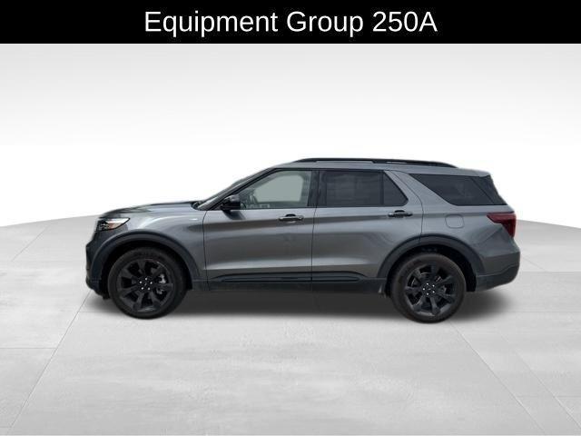 used 2022 Ford Explorer car, priced at $34,895