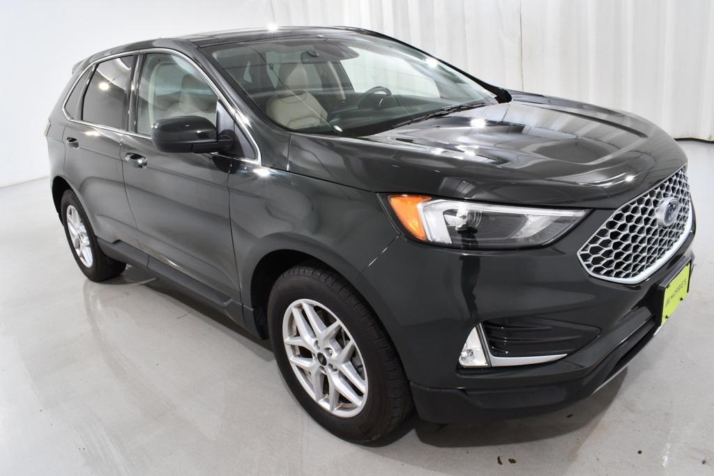 used 2024 Ford Edge car, priced at $28,155