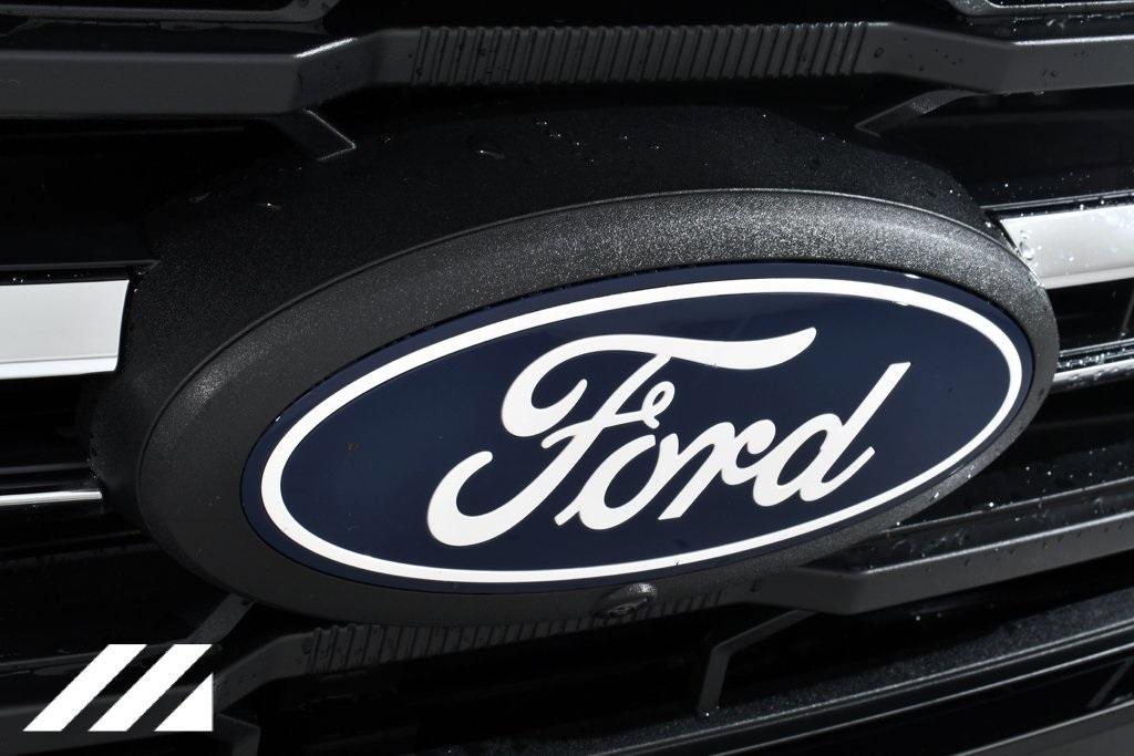 new 2024 Ford F-150 car, priced at $50,577