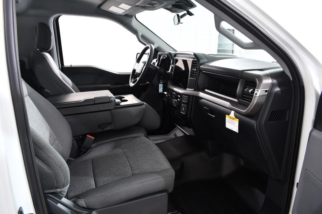 new 2025 Ford F-150 car, priced at $41,377