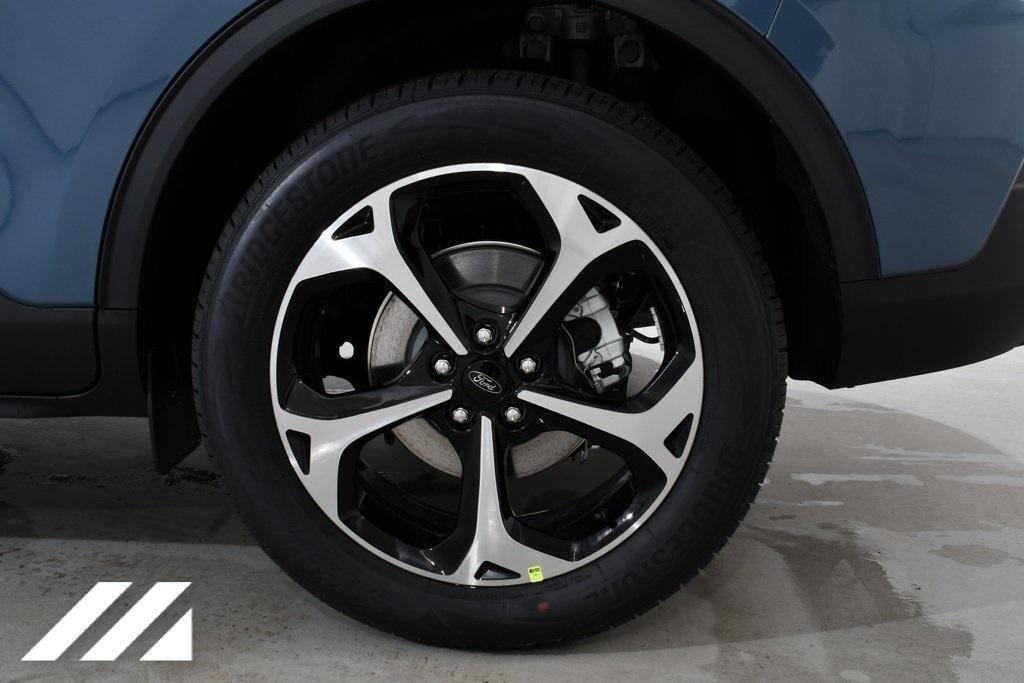 new 2025 Ford Escape car, priced at $36,277