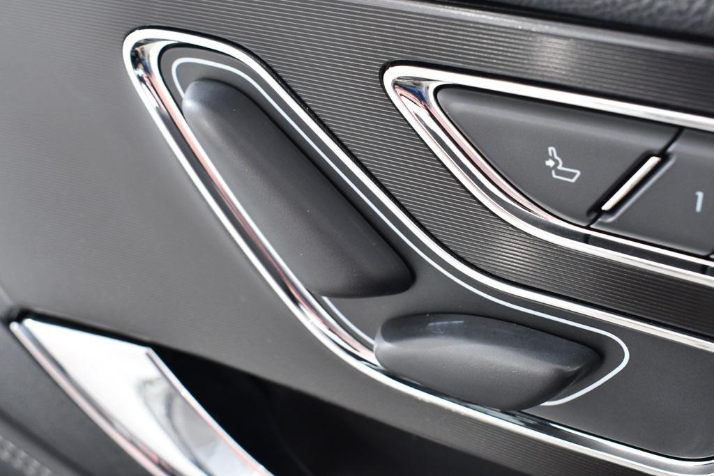 used 2022 Lincoln Corsair car, priced at $30,455