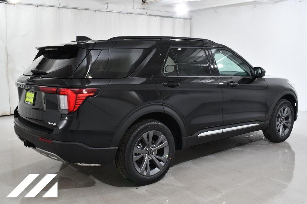 new 2025 Ford Explorer car, priced at $45,277