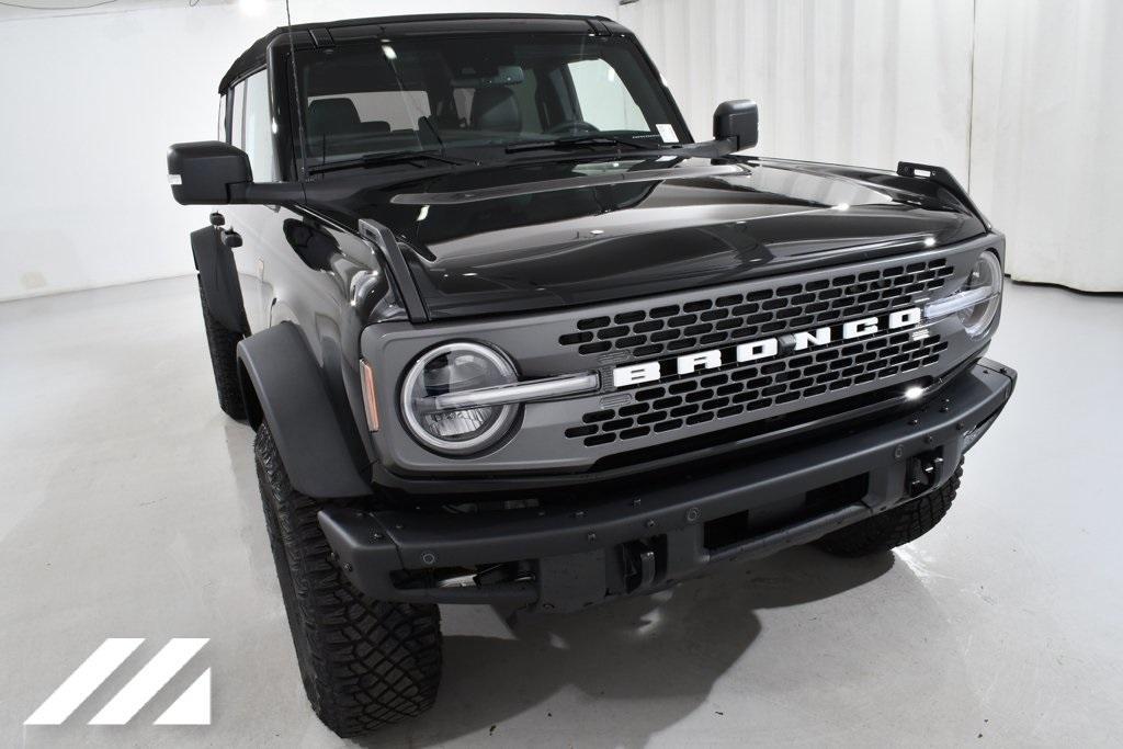 new 2024 Ford Bronco car, priced at $59,777