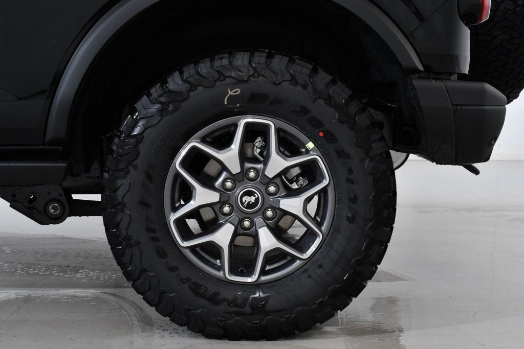 new 2025 Ford Bronco car, priced at $61,277