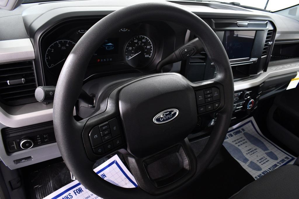 new 2025 Ford F-350 car, priced at $54,677
