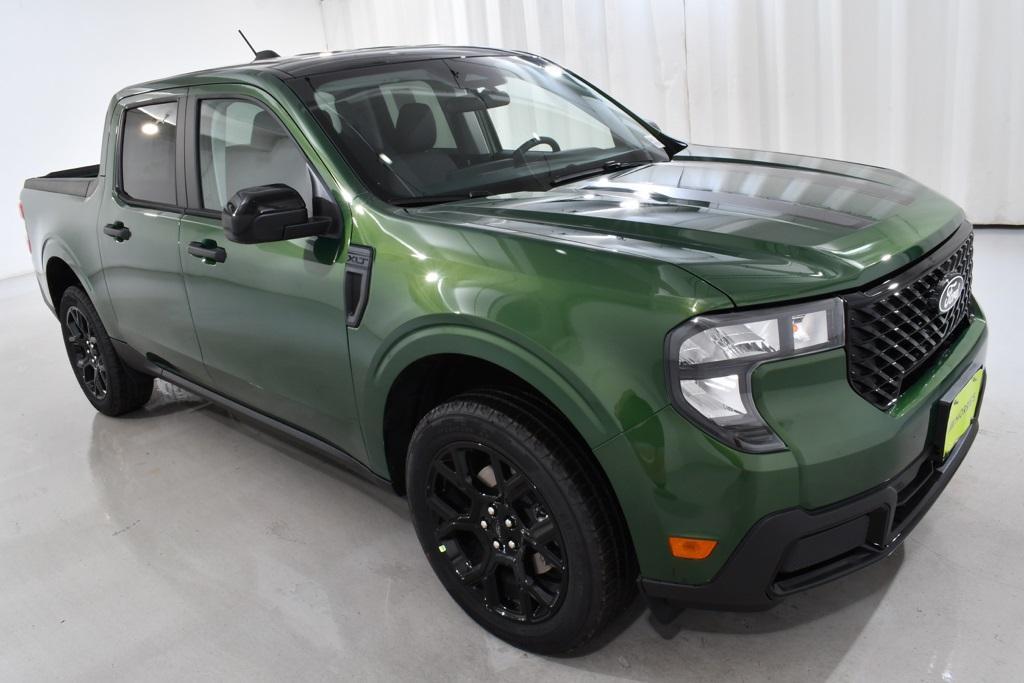 new 2025 Ford Maverick car, priced at $35,277