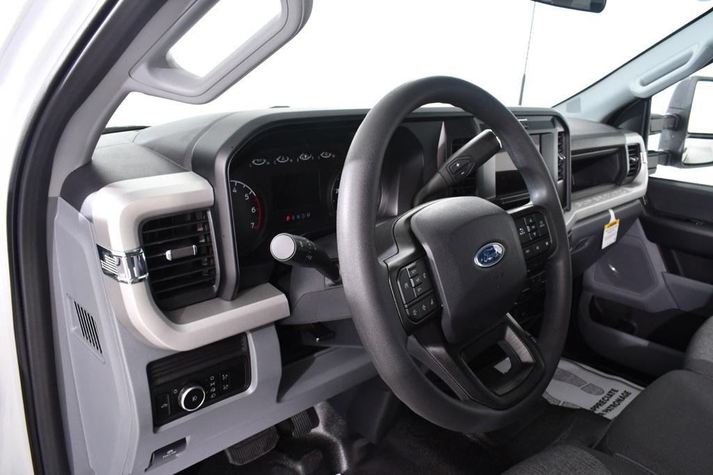 new 2025 Ford F-250 car, priced at $49,677