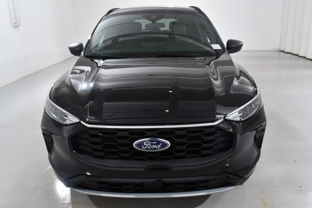 used 2023 Ford Escape car, priced at $26,955