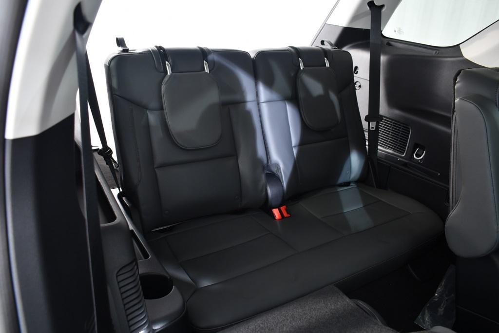 new 2025 Ford Explorer car, priced at $46,477