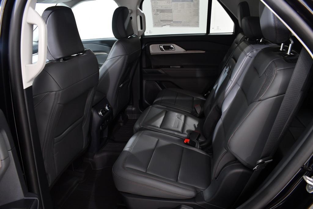 new 2025 Ford Explorer car, priced at $41,477