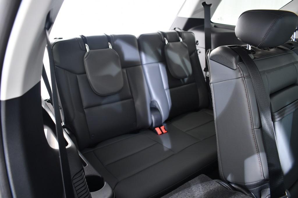 new 2025 Ford Explorer car, priced at $41,477
