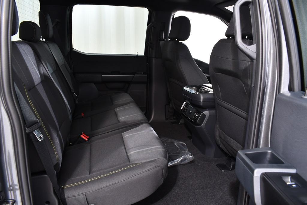 new 2025 Ford F-150 car, priced at $45,577