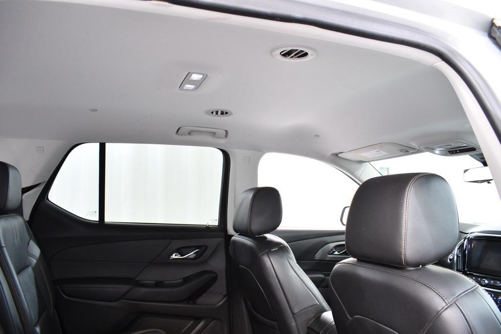 used 2021 Chevrolet Traverse car, priced at $21,355