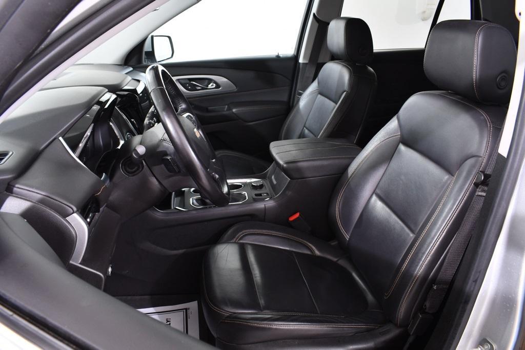 used 2021 Chevrolet Traverse car, priced at $21,355