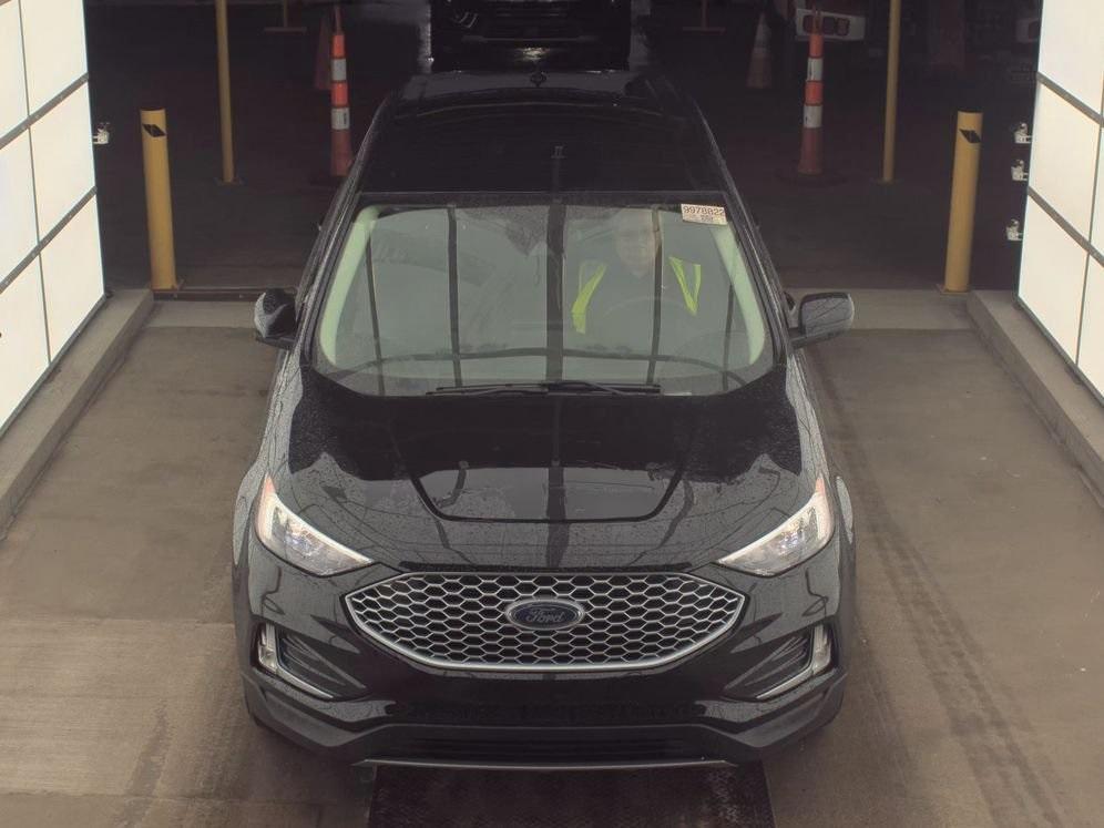 used 2024 Ford Edge car, priced at $27,955