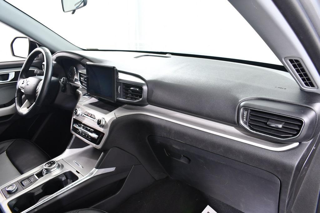 used 2022 Ford Explorer car, priced at $35,255