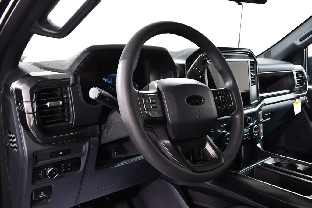 new 2025 Ford F-150 car, priced at $48,677