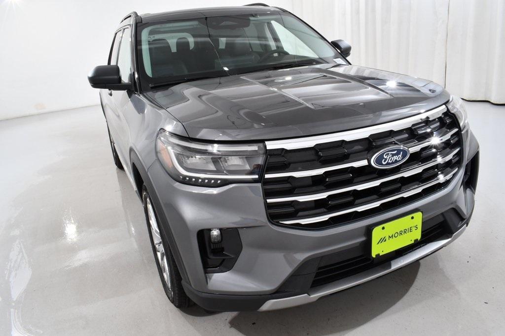 new 2025 Ford Explorer car, priced at $45,977