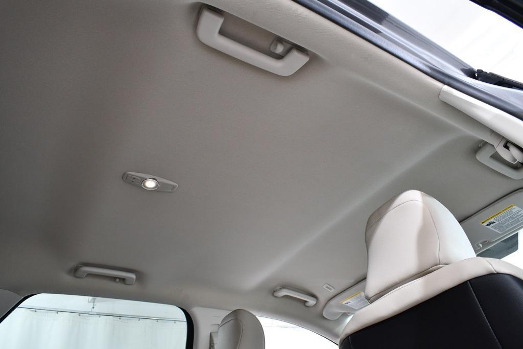 used 2022 Ford Edge car, priced at $31,955