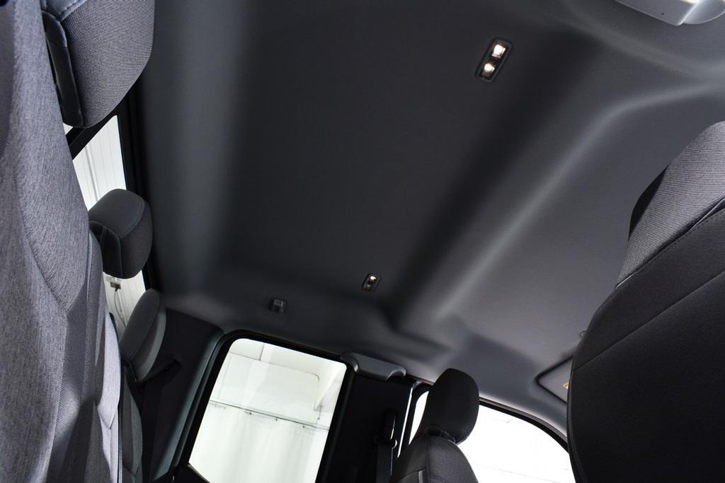 new 2025 Ford F-250 car, priced at $53,277