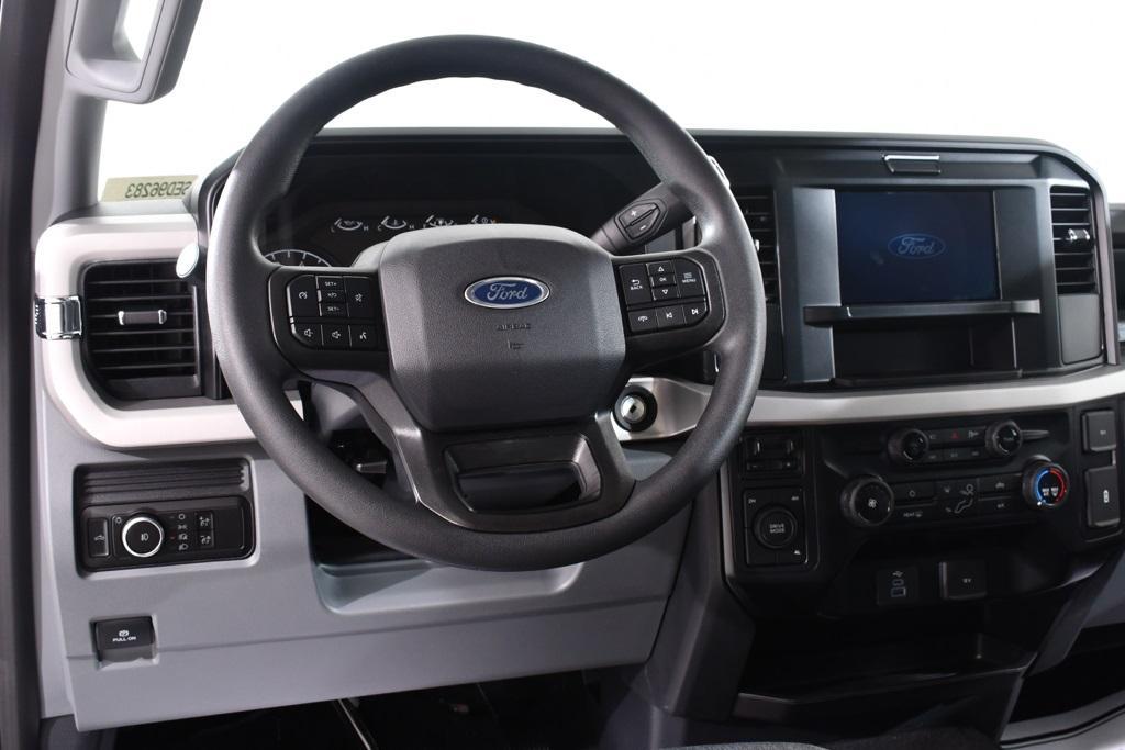 new 2025 Ford F-250 car, priced at $53,277