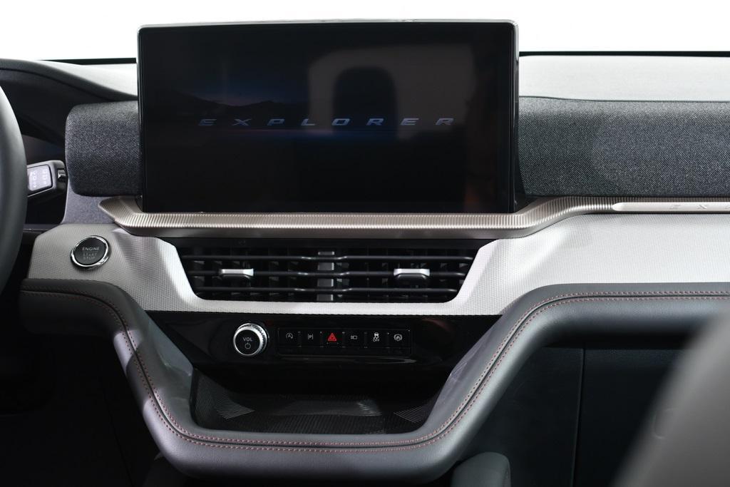 new 2025 Ford Explorer car, priced at $44,577