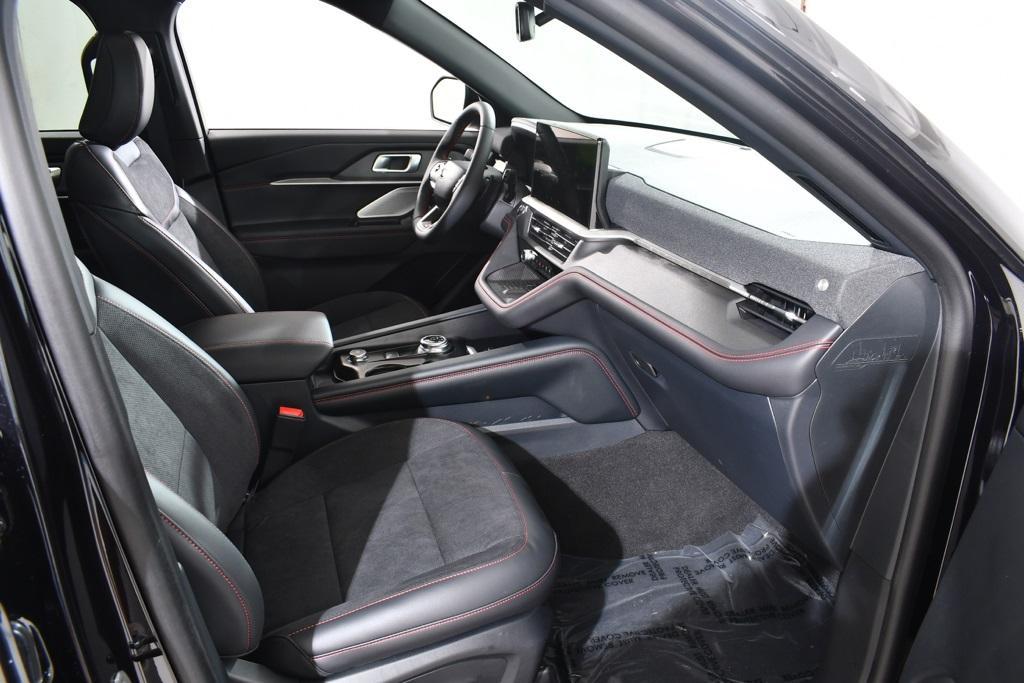 new 2025 Ford Explorer car, priced at $56,977